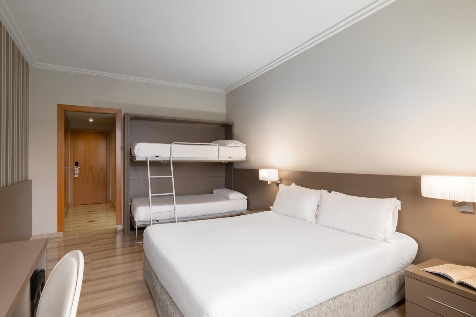 Quadruple Room,1765150583:JPEG